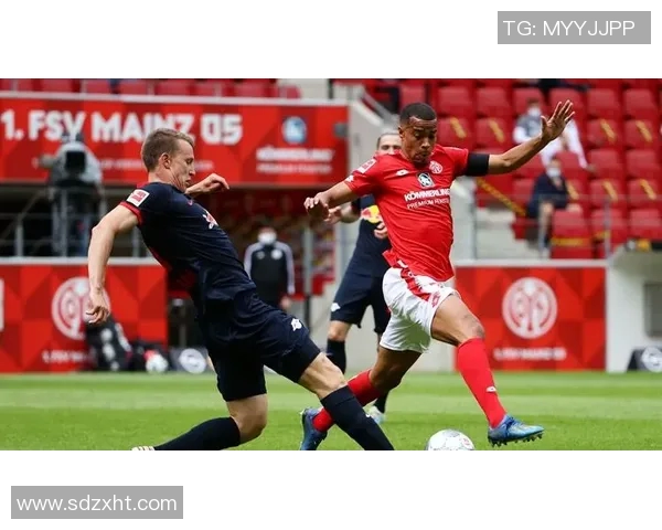 莱比锡红牛轻松横扫帕德博恩,展现强大实力!